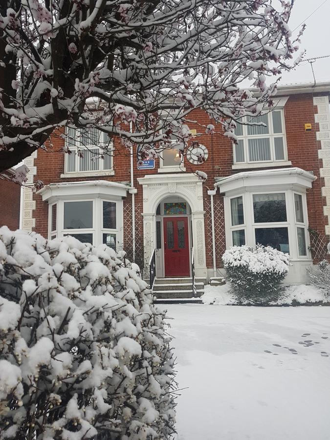 Madison House Bed & Breakfast Саутхамптън Екстериор снимка
