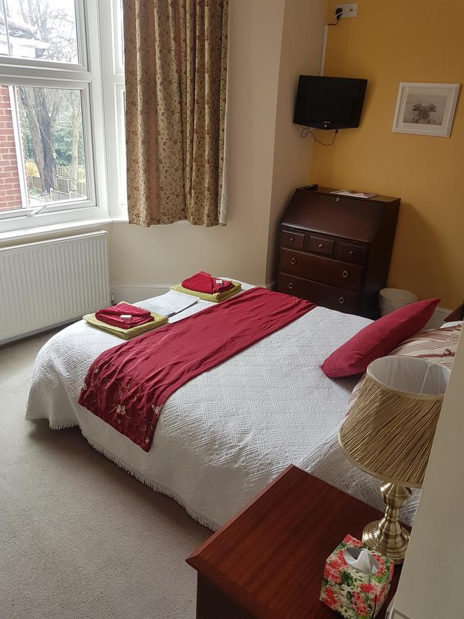 Madison House Bed & Breakfast Саутхамптън Екстериор снимка